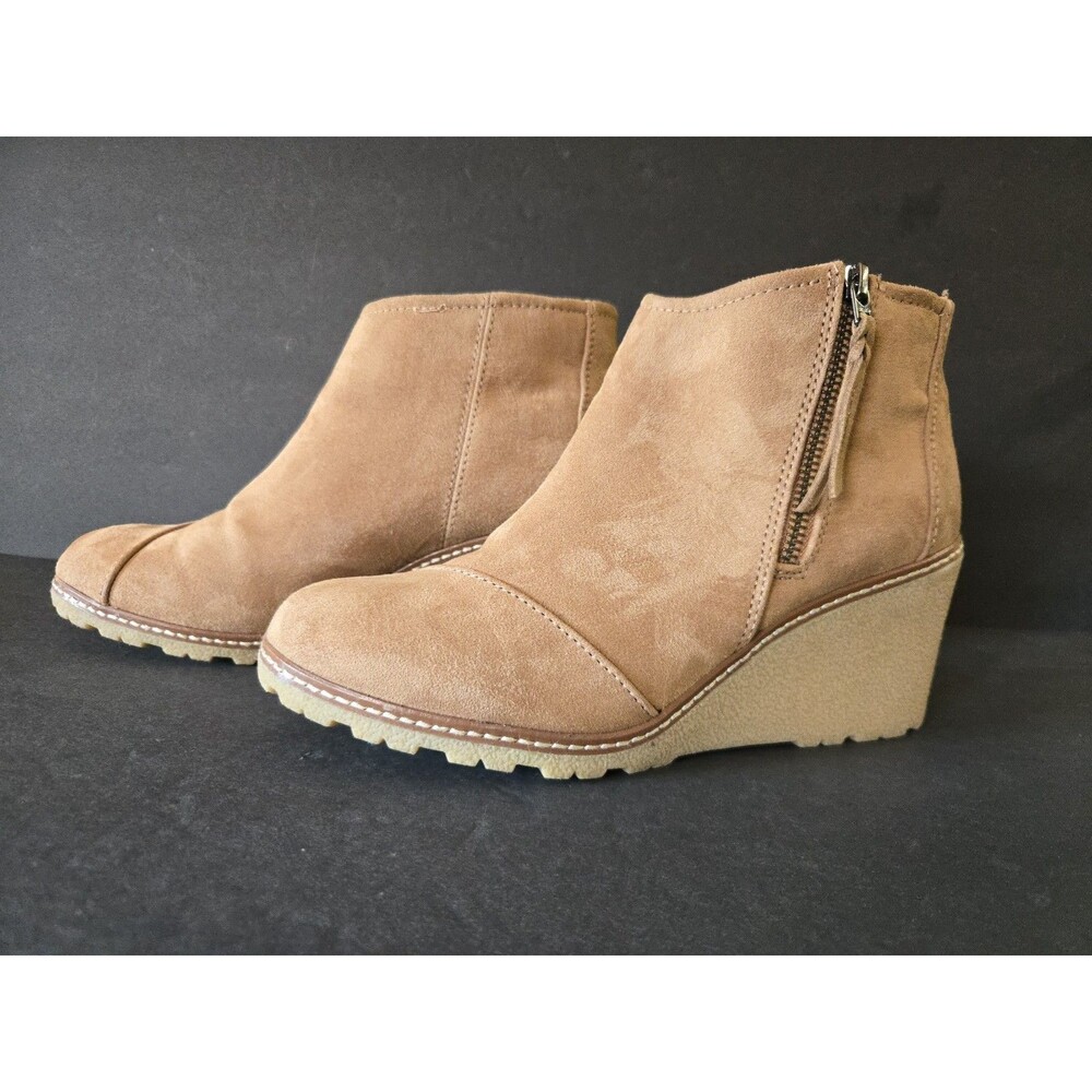 TOMS Avery Wedge Bootie Women 9.5 Tan Faux Suede Comfort Fall Ankle Boots Zip